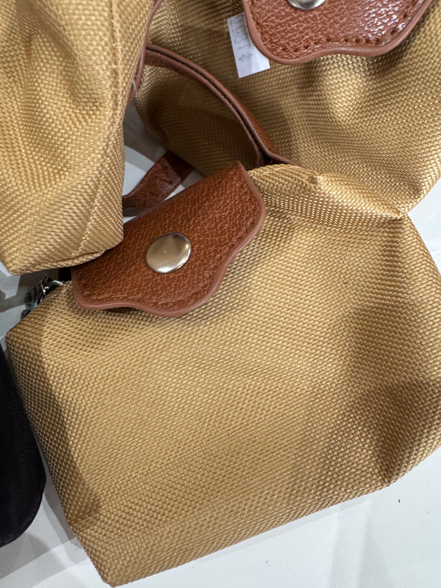 Mini mini cross body bags